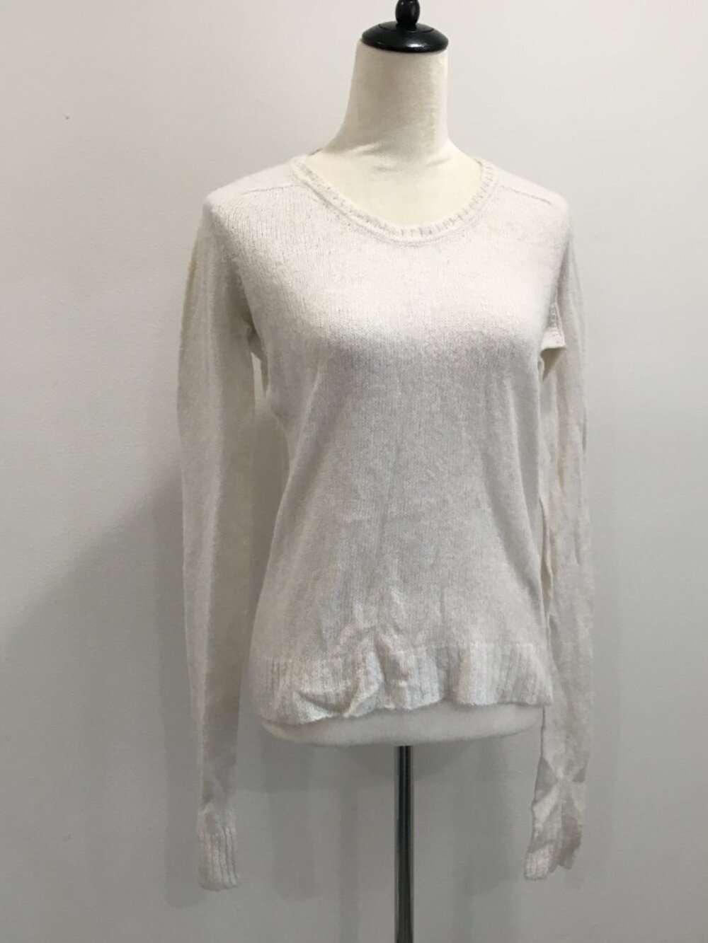 ZARA Knit White Mohair Wool Blend Long Sleeve Pullover Sweater